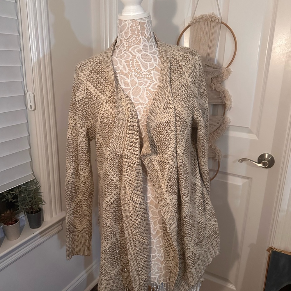 Gorgeous crochet detail cardigan metallic thread detail so stunning!